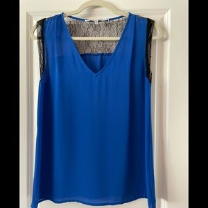 XS Collective Concepts sleeveless blouse